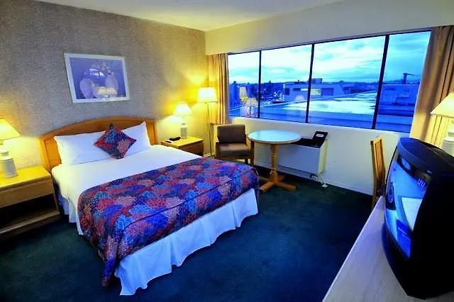 **  Cassandra Hotel Vancouver Canada